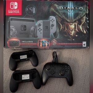 Nintendo Switch Diablo Edition - Black
